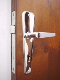 Door locker
